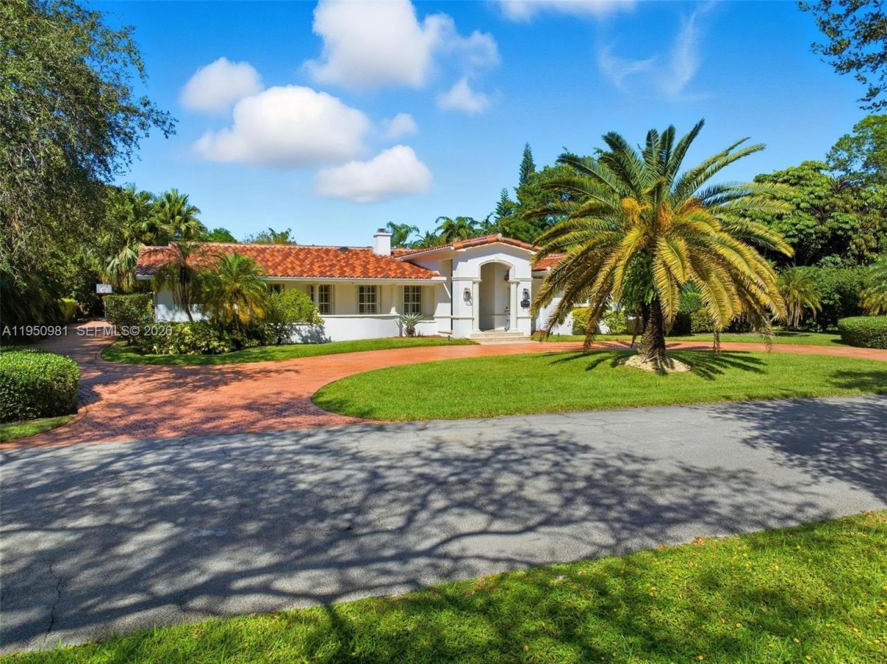 6801 SW 126th Ter, Pinecrest, FL 33156 Photo