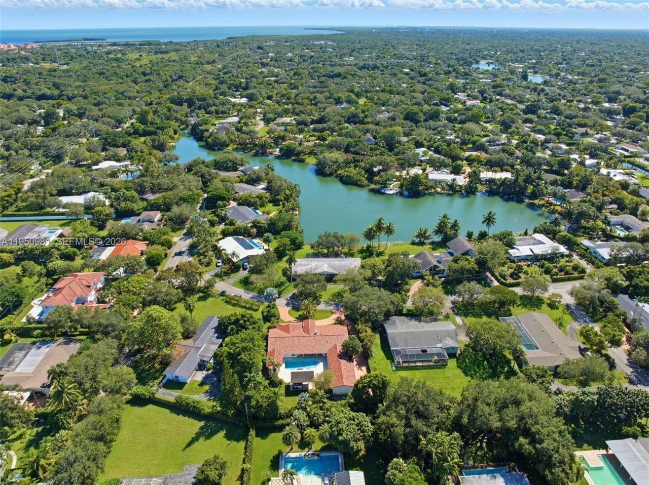 6801 SW 126th Ter, Pinecrest, FL 33156 Photo