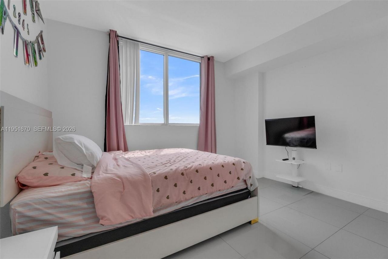 1861 NW S River Dr, Unit 1207, Miami, FL 33125 Photo