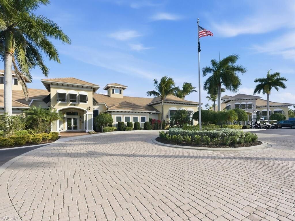 10960 Glenhurst St, Fort Myers, FL 33913 Photo
