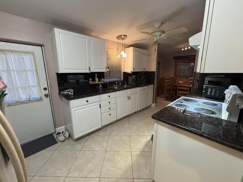 6566 NW 34th Ave Lot#h009 Avenue, Coconut Creek, FL 33073 Photo