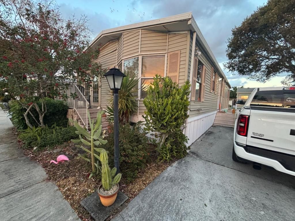 6566 NW 34th Ave Lot#h009 Avenue, Coconut Creek, FL 33073 Photo