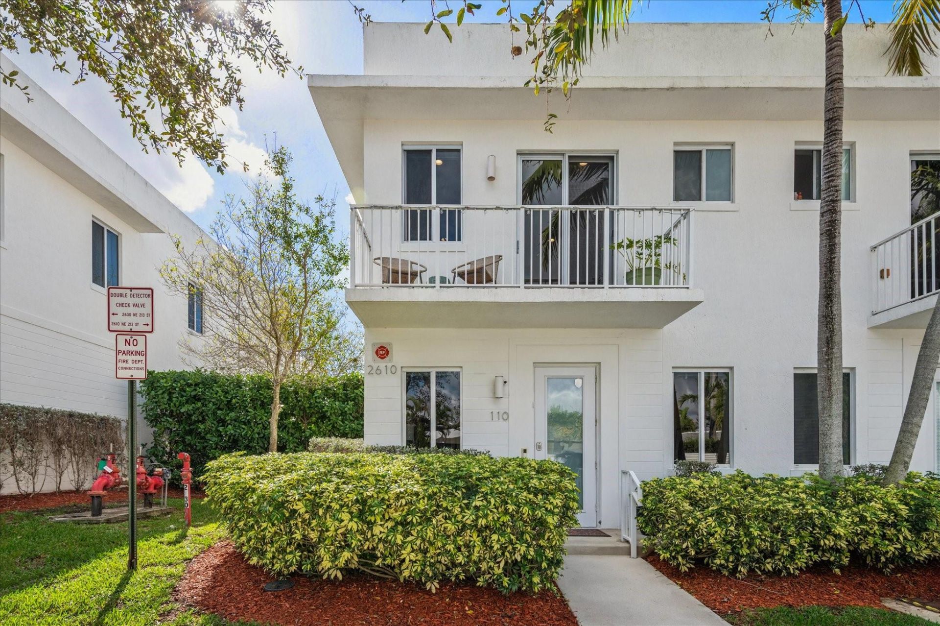 2610 NE 213th Street, Unit 110, Miami, FL 33180 Photo