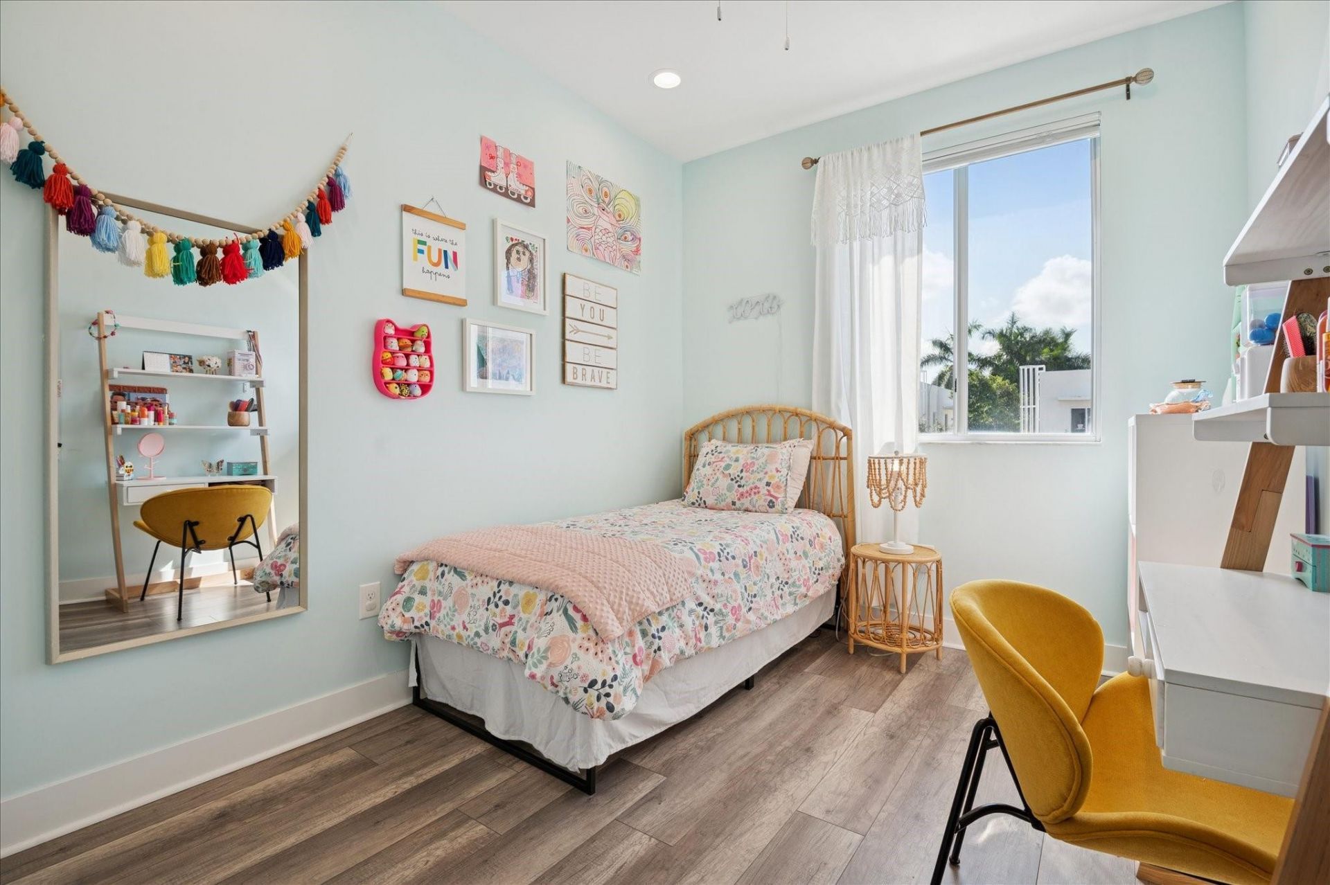 2610 NE 213th Street, Unit 110, Miami, FL 33180 Photo