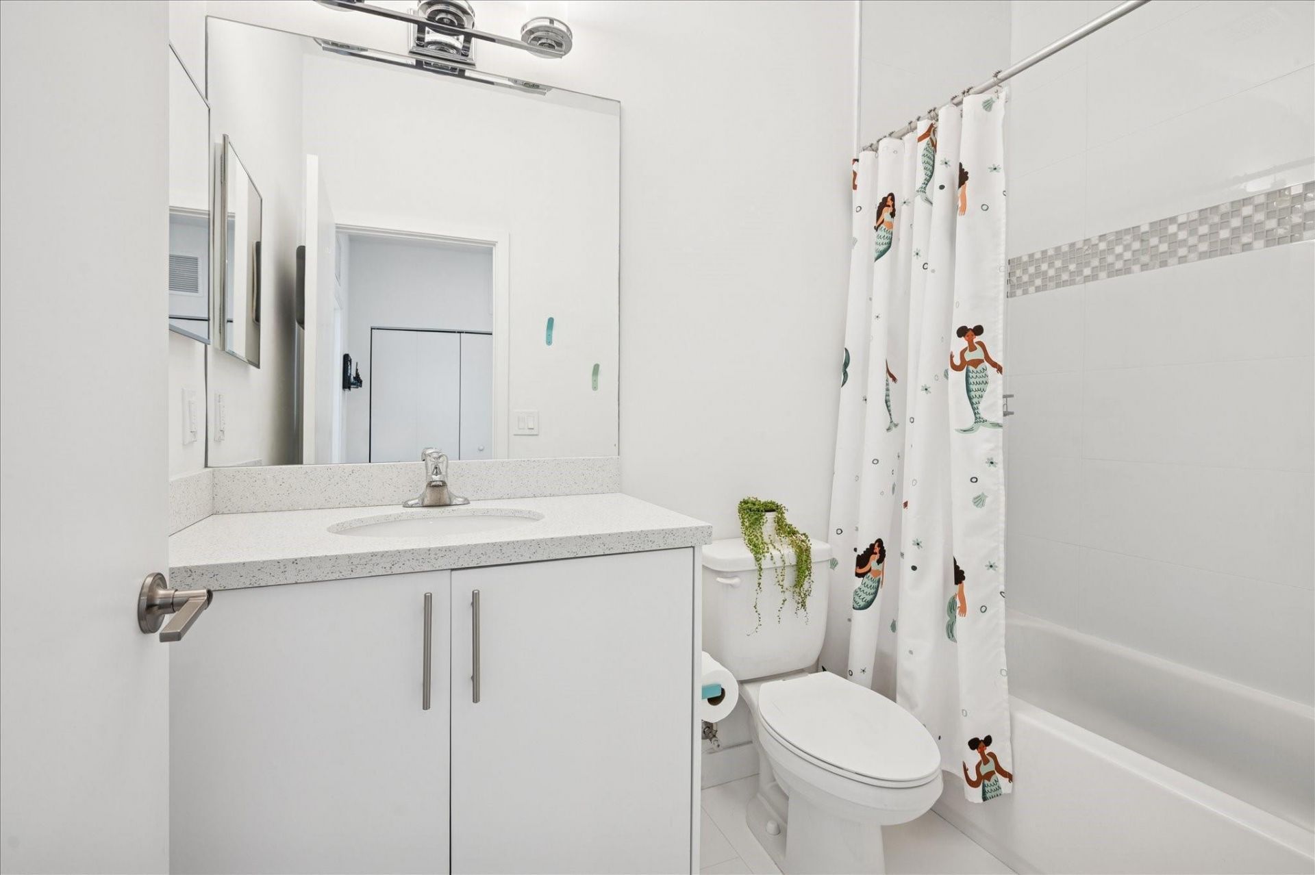 2610 NE 213th Street, Unit 110, Miami, FL 33180 Photo