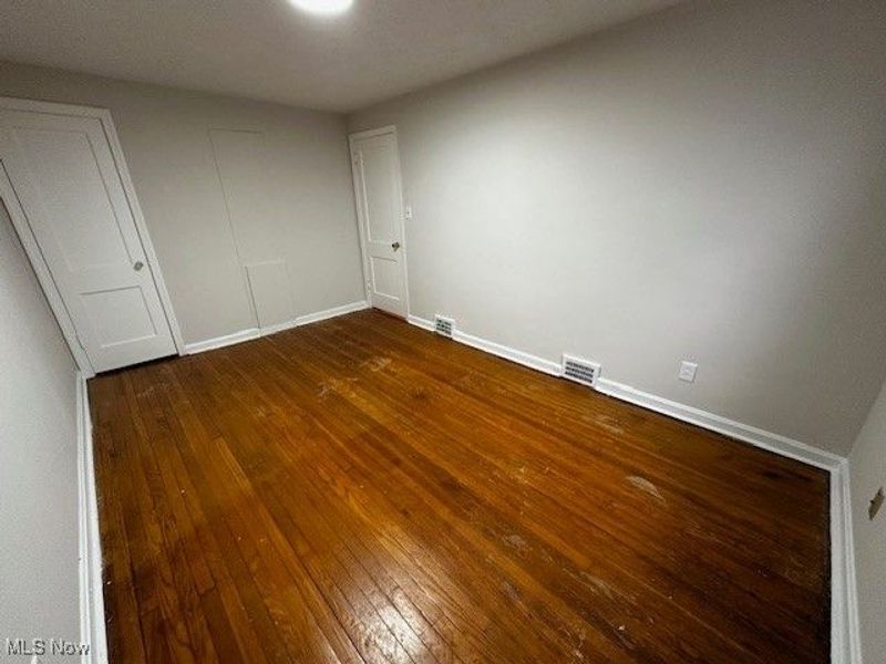 4042 Northfield Road, Highland Hills, OH 44122 Photo 16