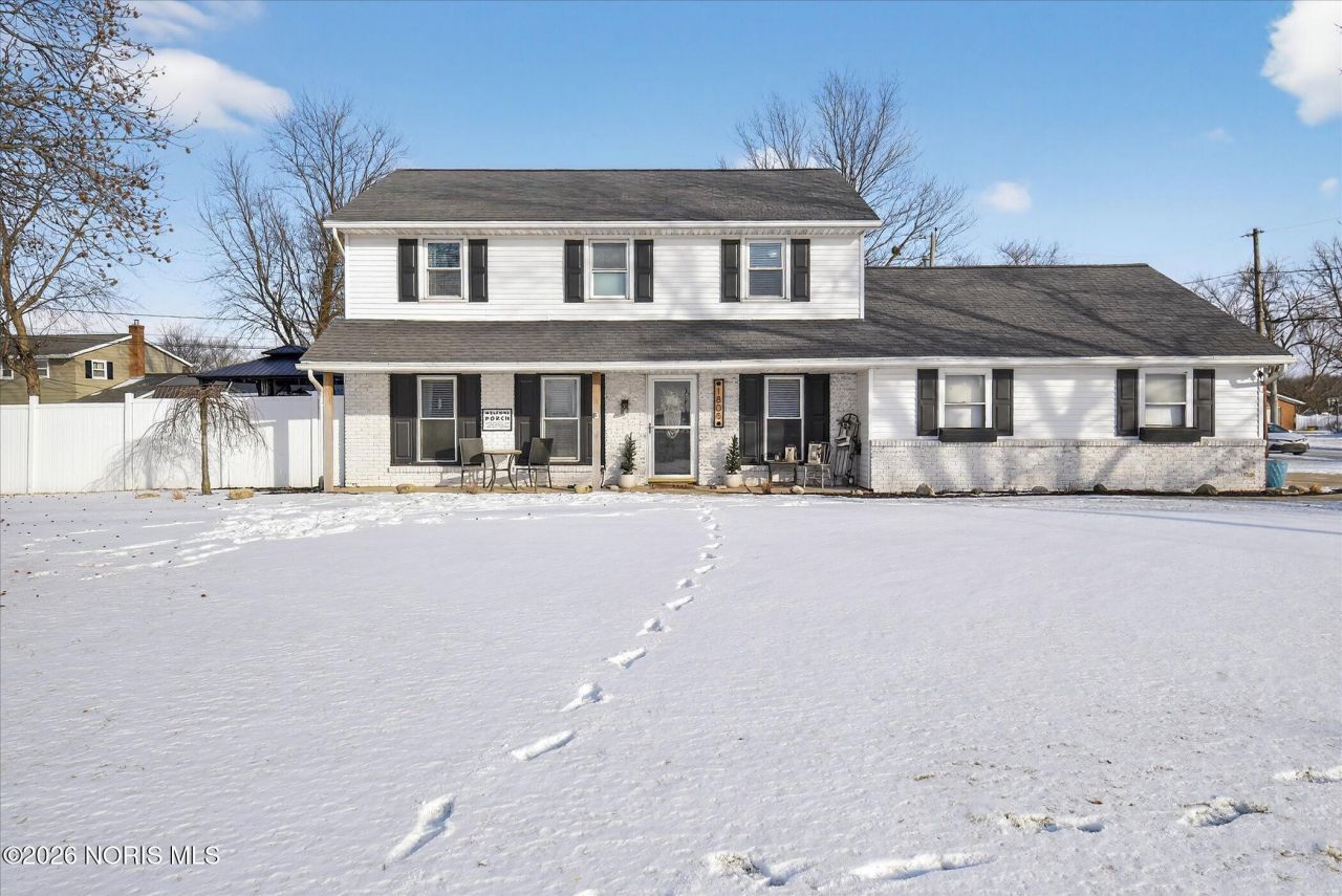 1808 S Defiance Street, Archbold, OH 43502 Main Photo