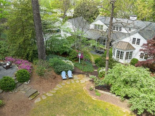 221 Robin Hood Road NE, Atlanta, GA 30309