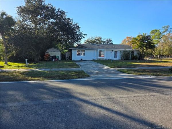5205 Fort Pierce Boulevard, Fort Pierce, FL 34951