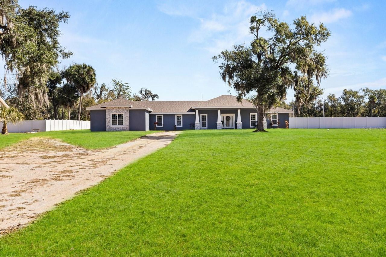 812 Chastain Road, Seffner, FL 33584 Photo