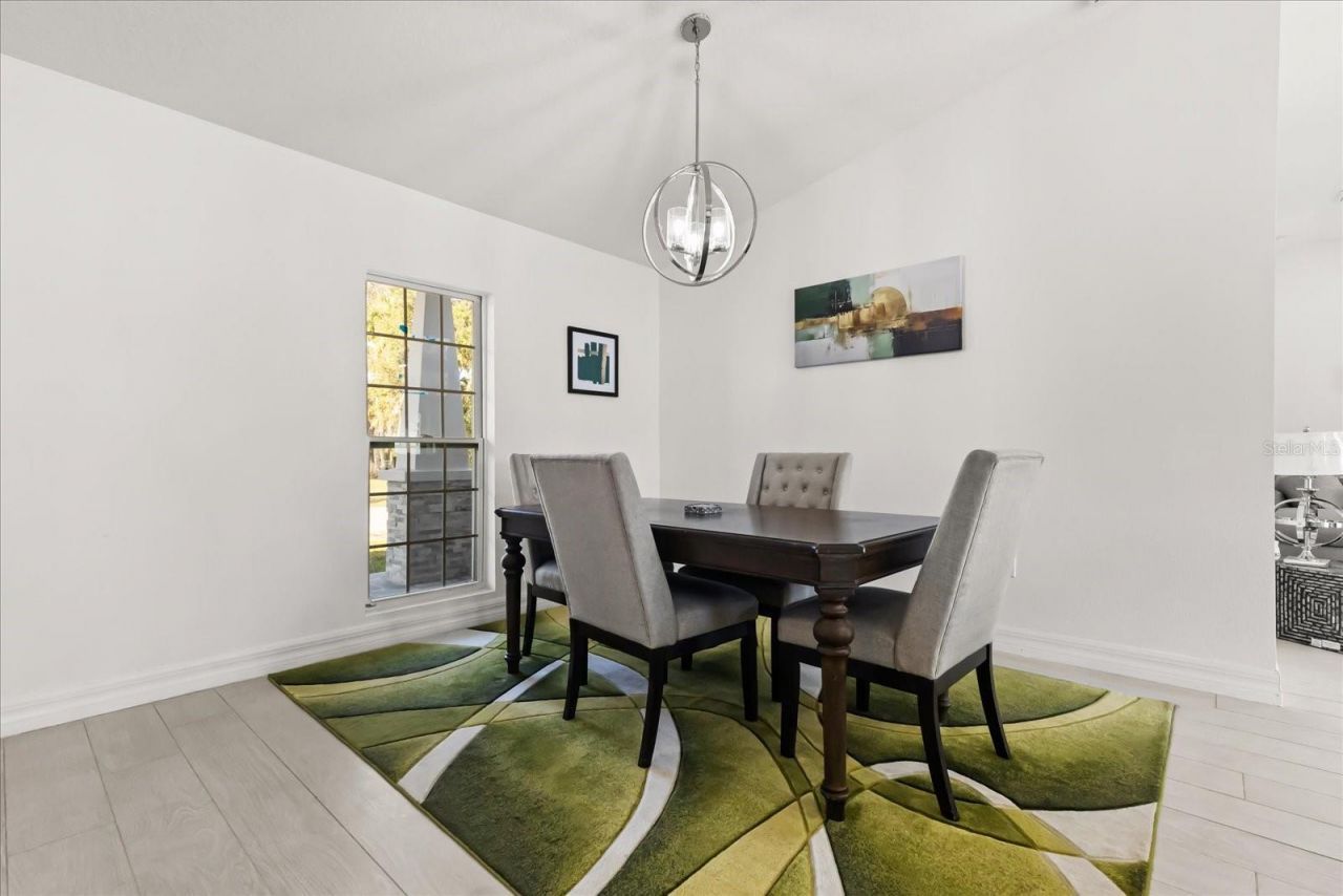 812 Chastain Road, Seffner, FL 33584 Photo