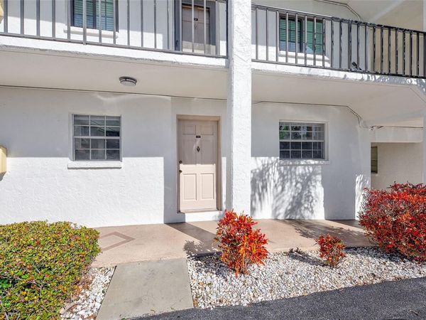 10540 77TH TERRACE, Unit 109, SEMINOLE, FL 33772
