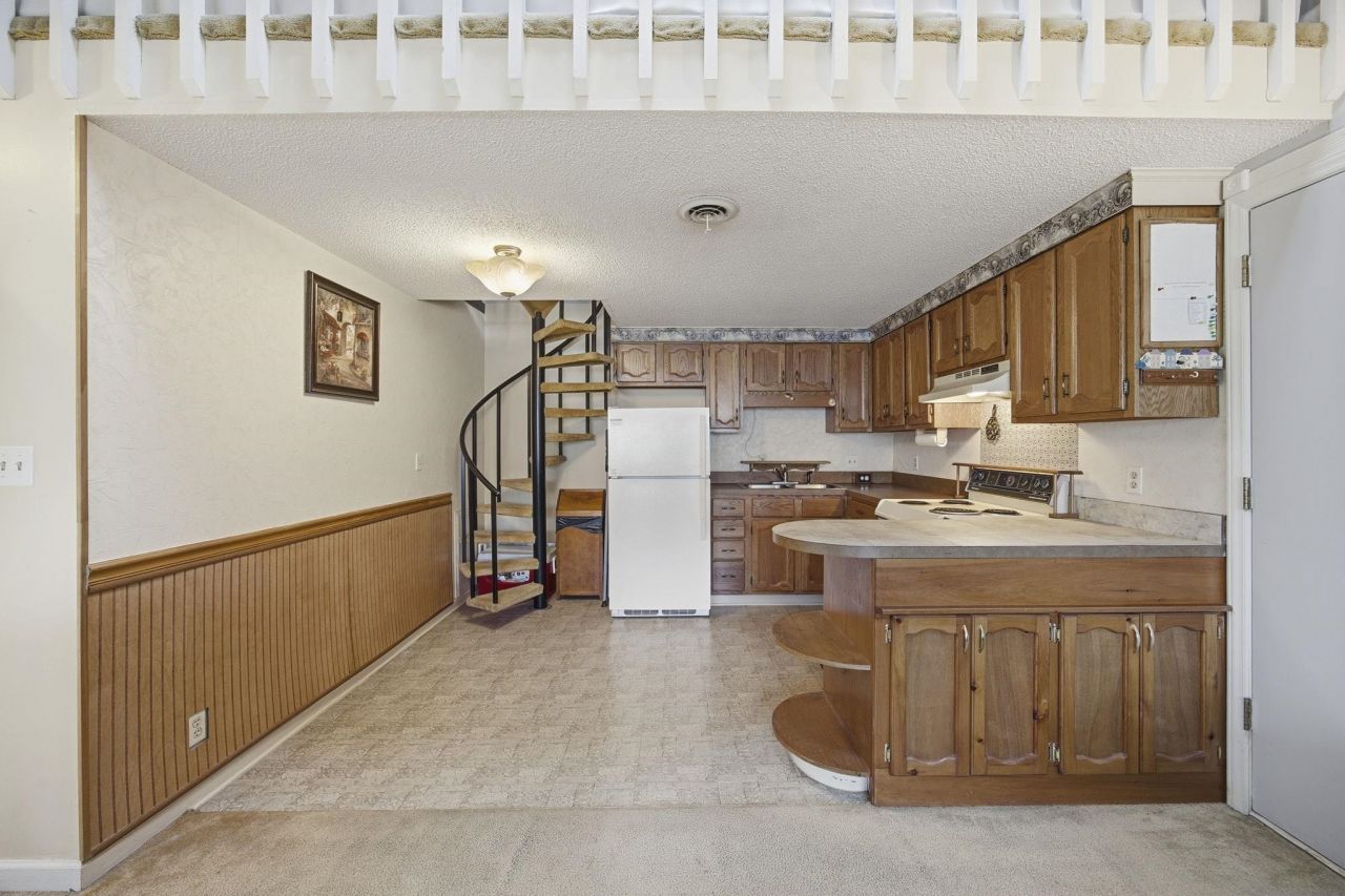 1202 Benna Dr. Photo 8