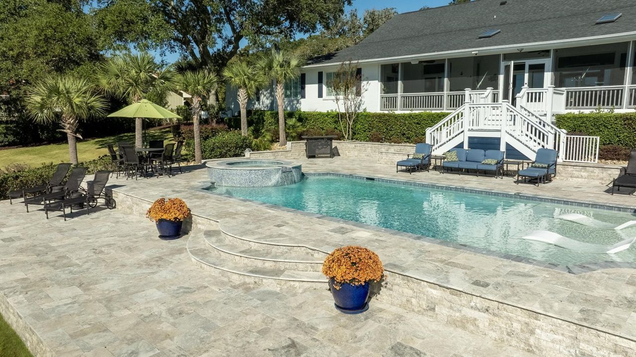 4894 Eastport Blvd.  Photo 32