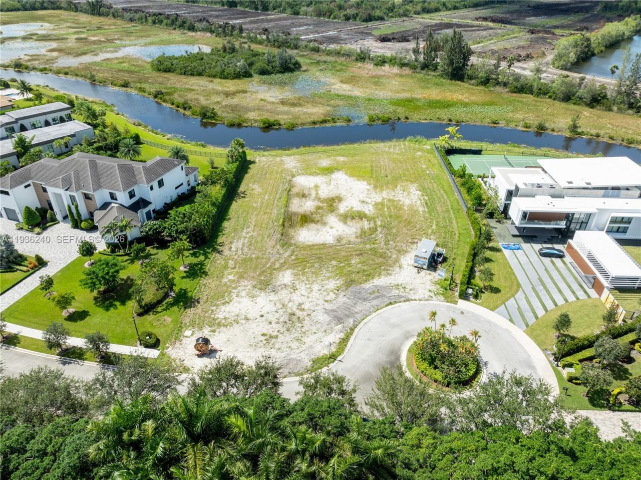 2757 Lake Ridge Ln, Weston, FL 33332 Photo