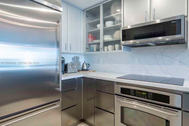 540 West Ave , Unit 411, Miami Beach, FL 33139 Photo