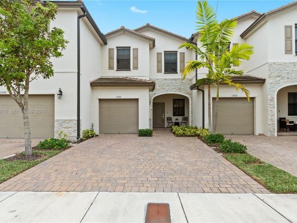 13071 SW 232nd Ln , Miami, FL 33170