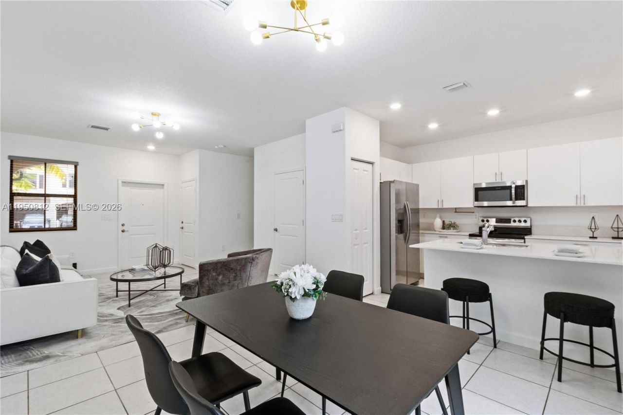 13071 SW 232nd Ln , Miami, FL 33170 Photo