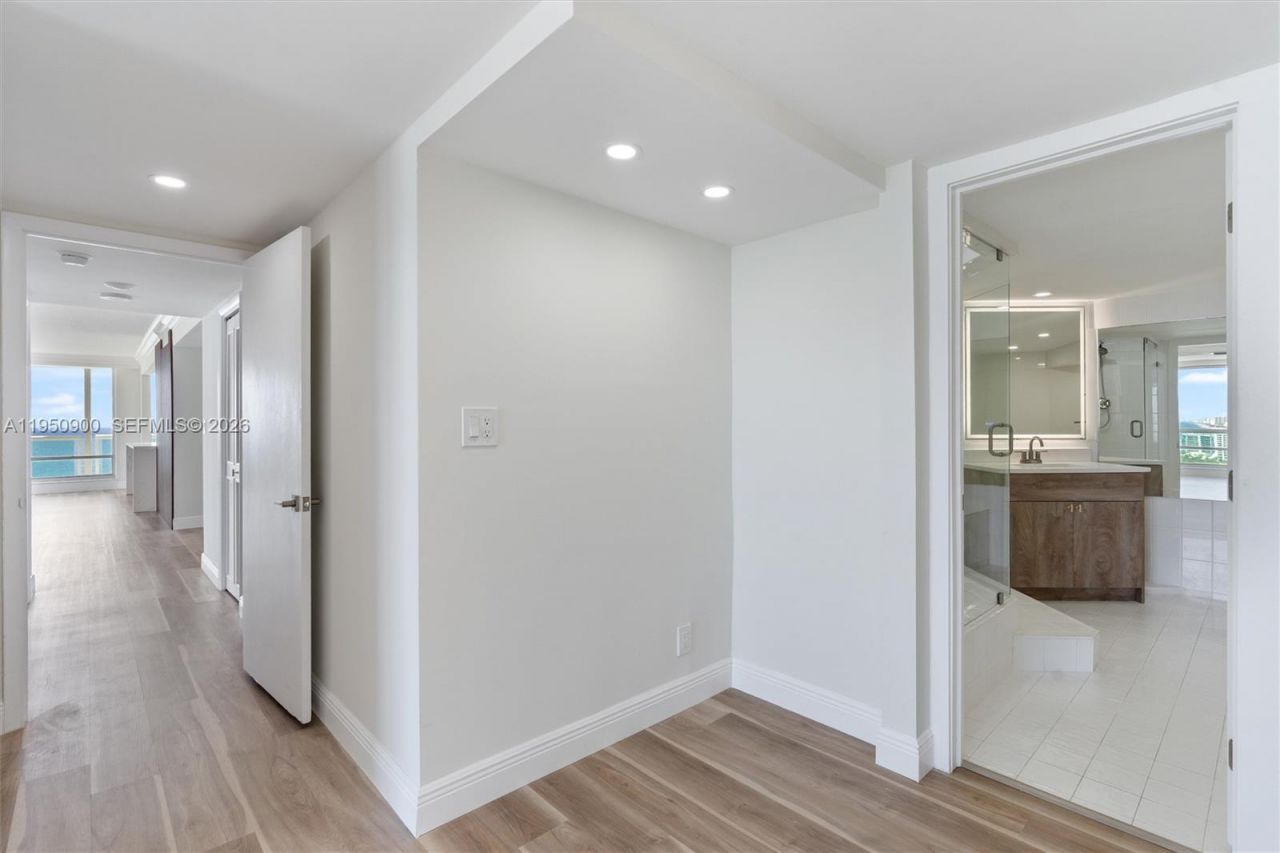 2100 S Ocean Ln, Unit 2412, Fort Lauderdale, FL 33316 Photo