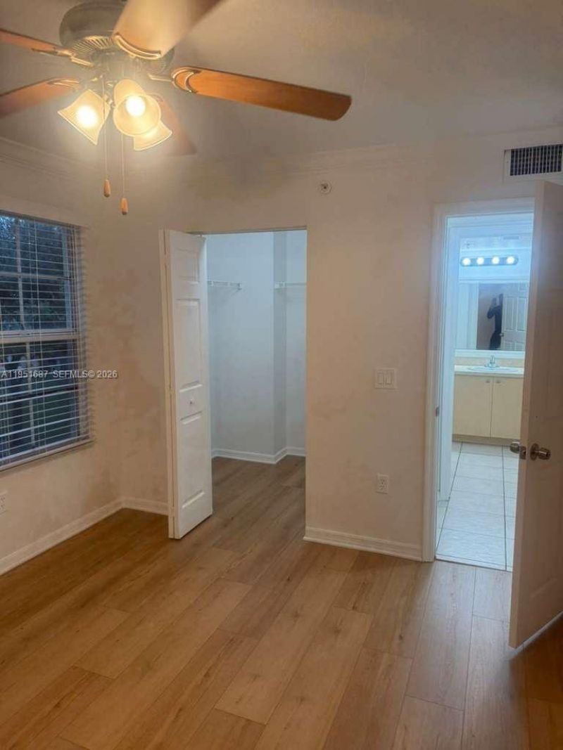 4211 San Marino Blvd, Unit 301, West Palm Beach, FL 33409 Photo