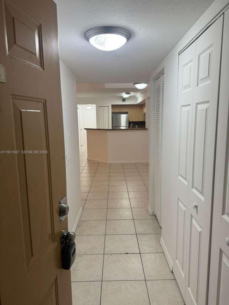 4211 San Marino Blvd, Unit 301, West Palm Beach, FL 33409 Photo