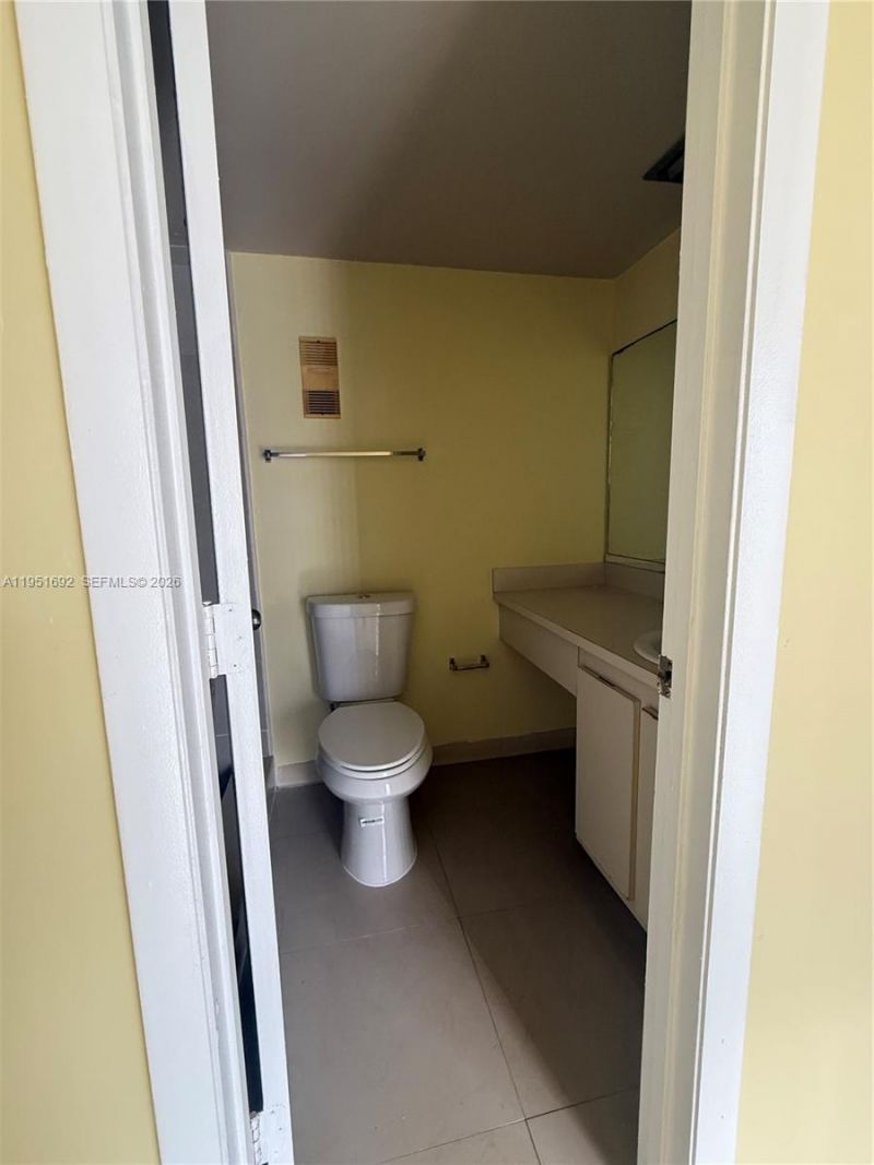 8740 N Sherman Cir, Unit 402, Miramar, FL 33025 Photo