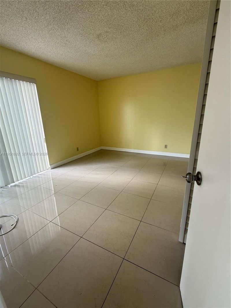 8740 N Sherman Cir, Unit 402, Miramar, FL 33025 Photo