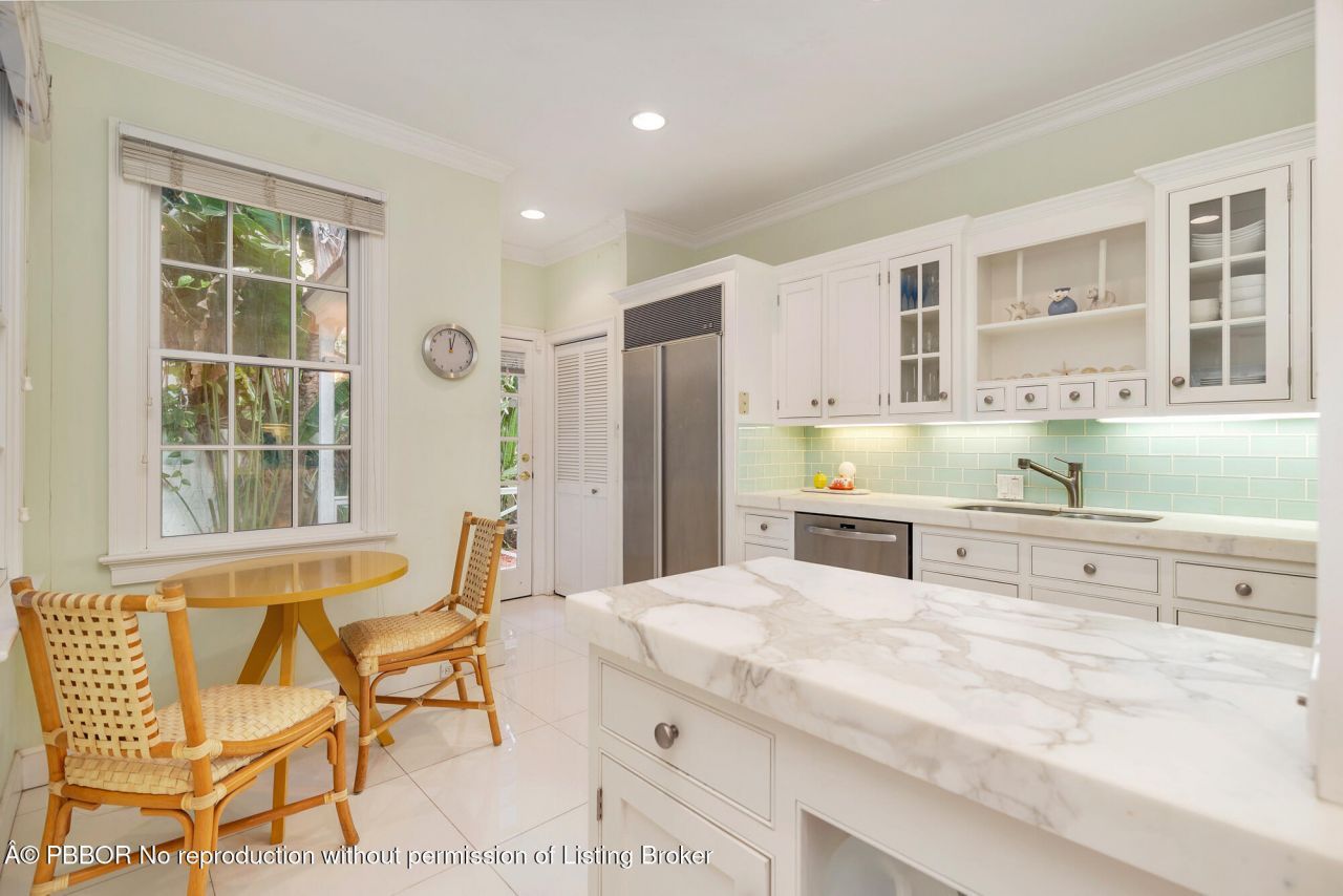 224 Phipps Plaza, Palm Beach, FL 33480 Photo