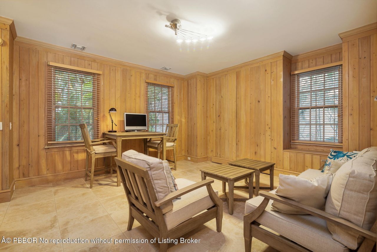 224 Phipps Plaza, Palm Beach, FL 33480 Photo