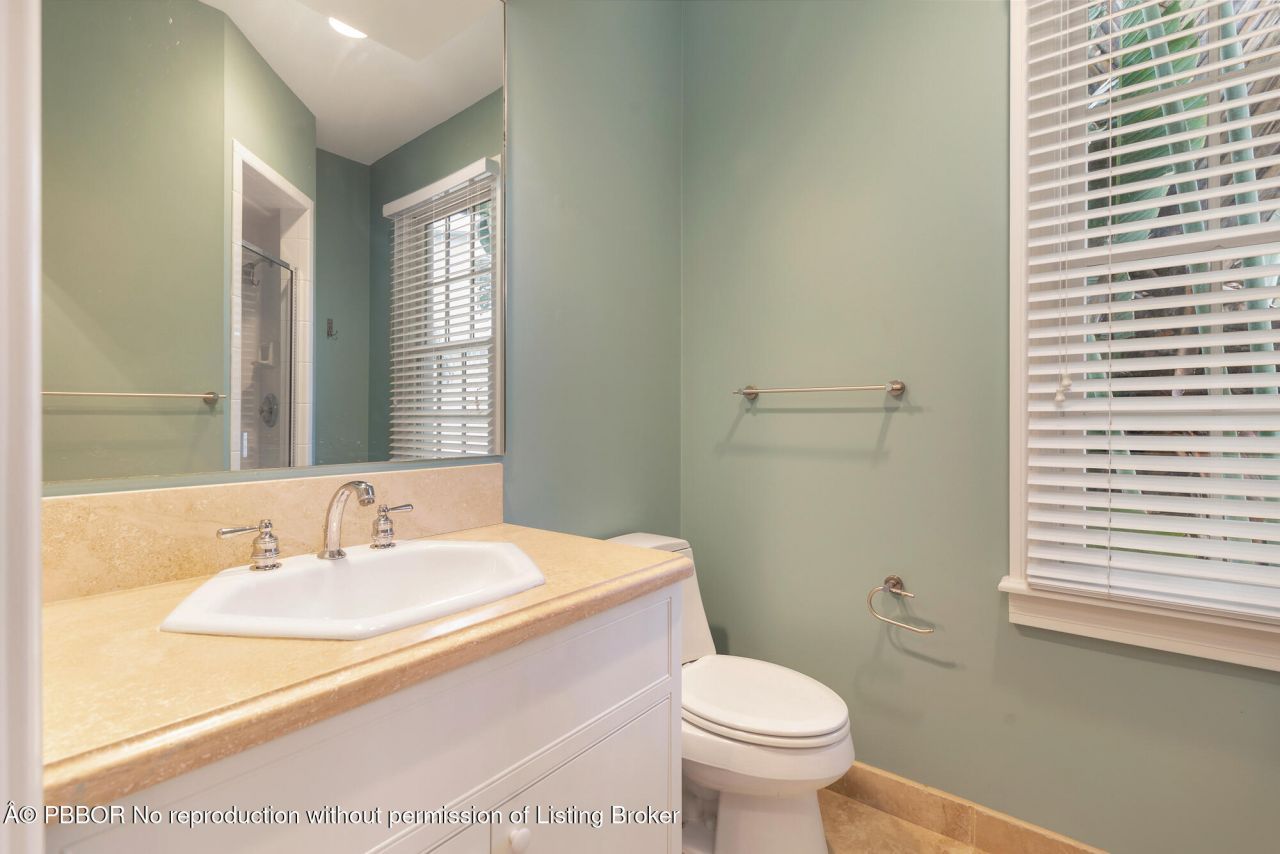 224 Phipps Plaza, Palm Beach, FL 33480 Photo