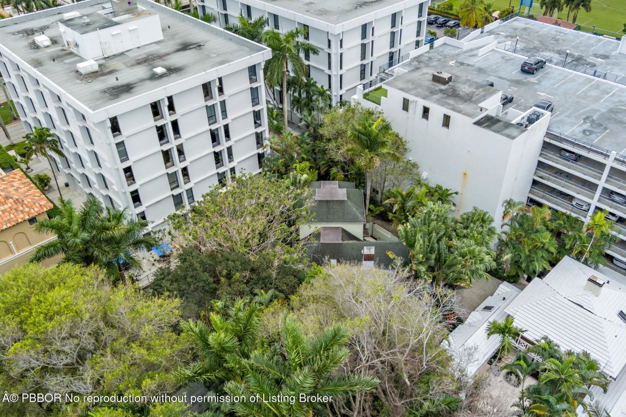 224 Phipps Plaza, Palm Beach, FL 33480 Photo