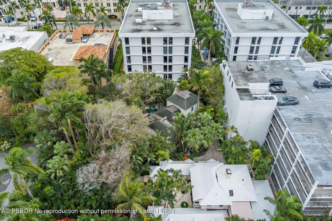224 Phipps Plaza, Palm Beach, FL 33480 Photo