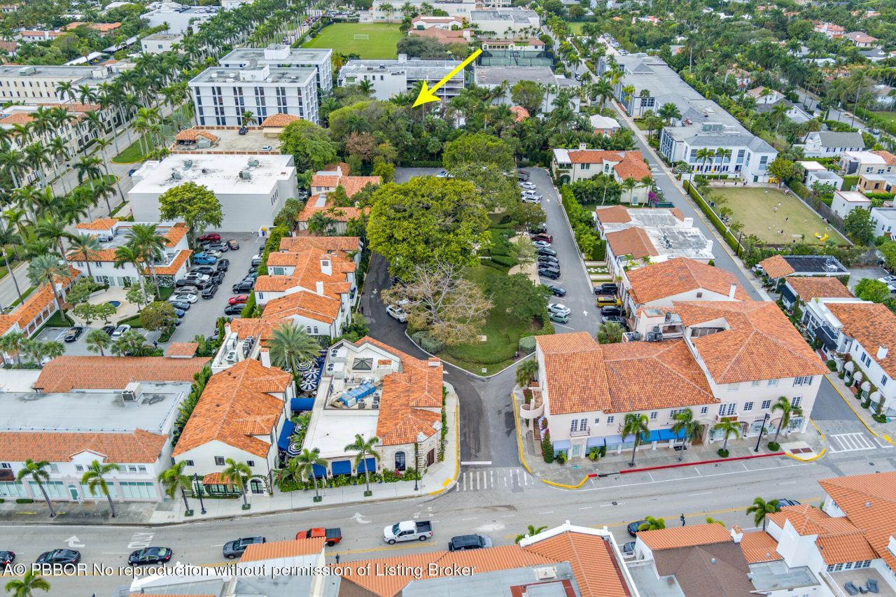224 Phipps Plaza, Palm Beach, FL 33480 Photo