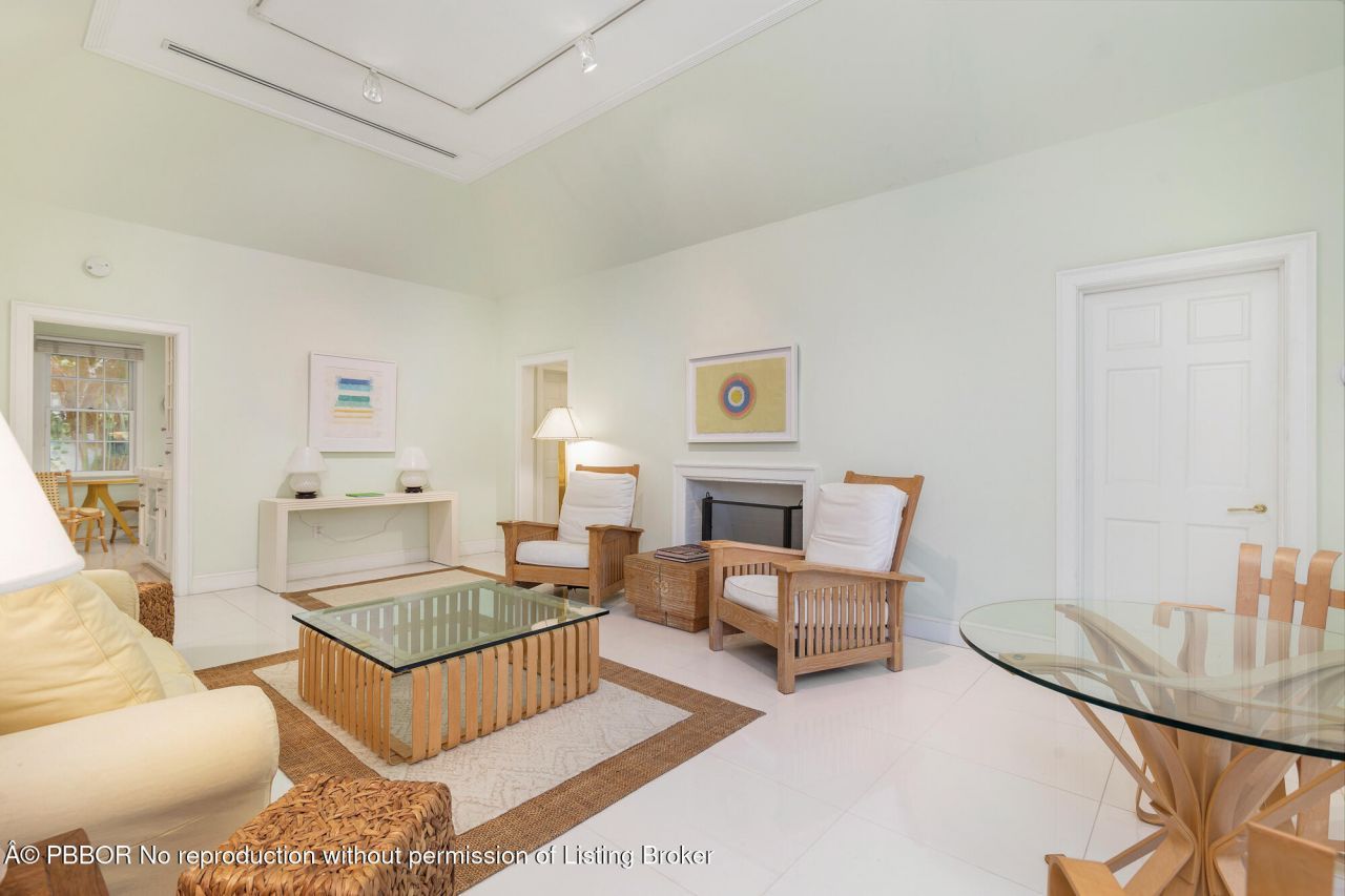 224 Phipps Plaza, Palm Beach, FL 33480 Photo