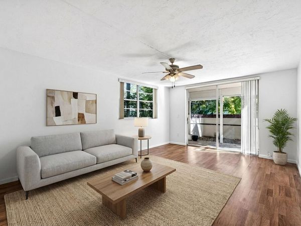 1681 NW 70th Avenue, Unit 102, Plantation, FL 33313