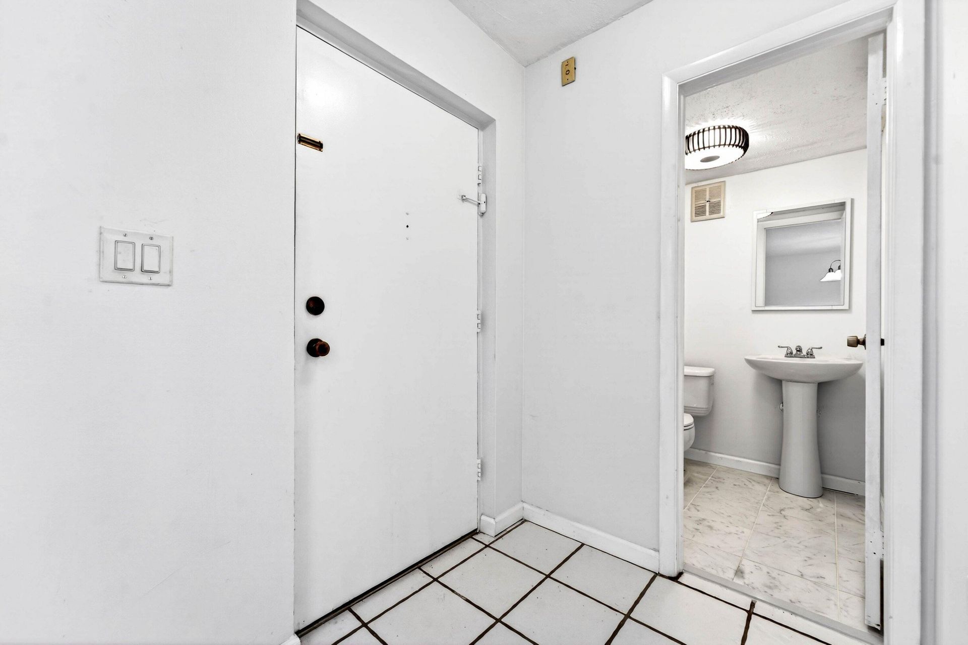 1681 NW 70th Avenue, Unit 102, Plantation, FL 33313 Photo