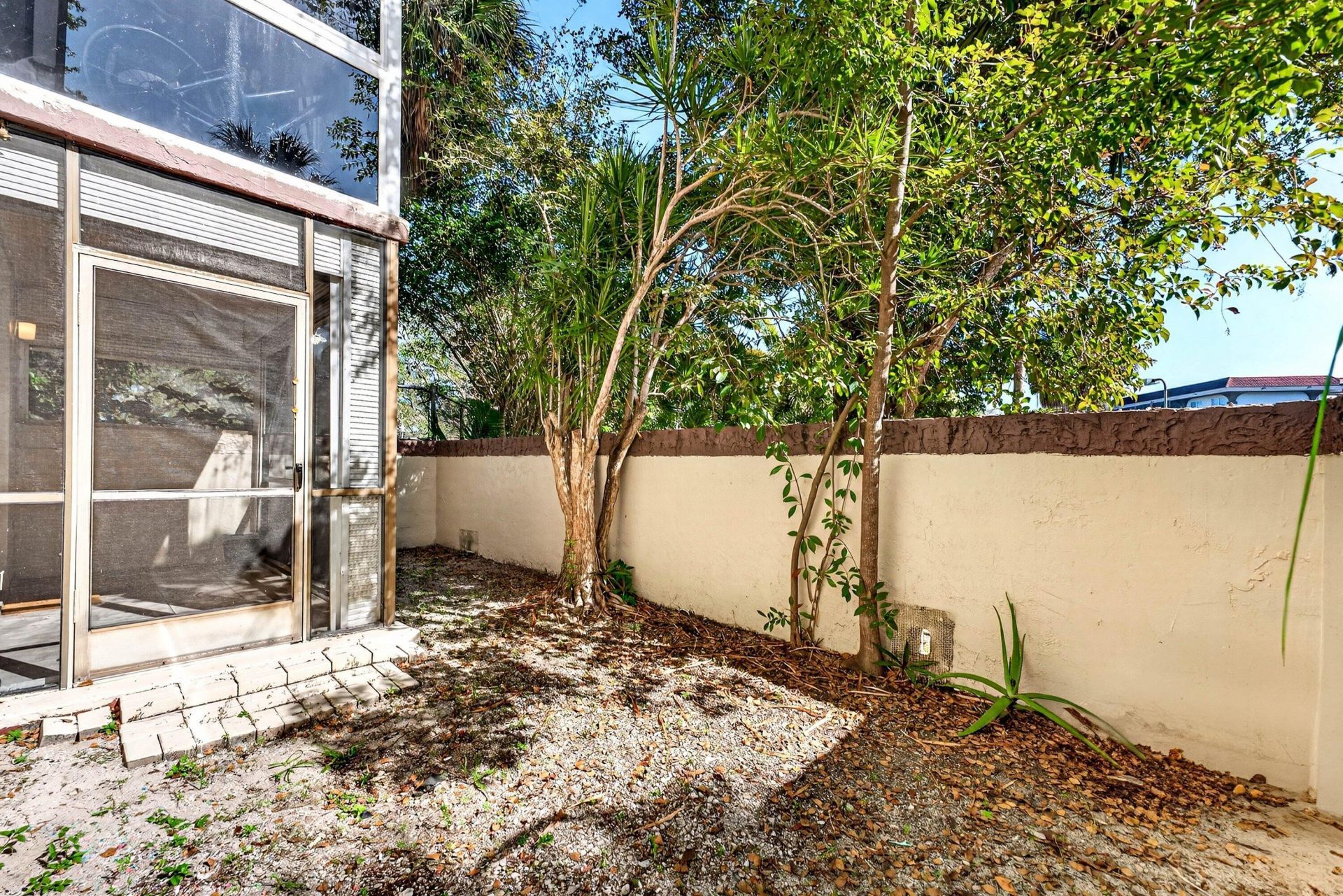 1681 NW 70th Avenue, Unit 102, Plantation, FL 33313 Photo