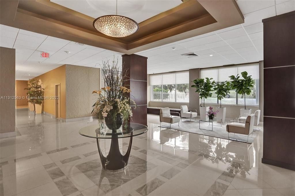 4250 Galt Ocean Drive, Unit 15 P, Fort Lauderdale, FL 33308 Photo