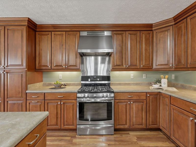 6781 Thoreau Lane NE, Baltimore, OH 43105 Photo 27