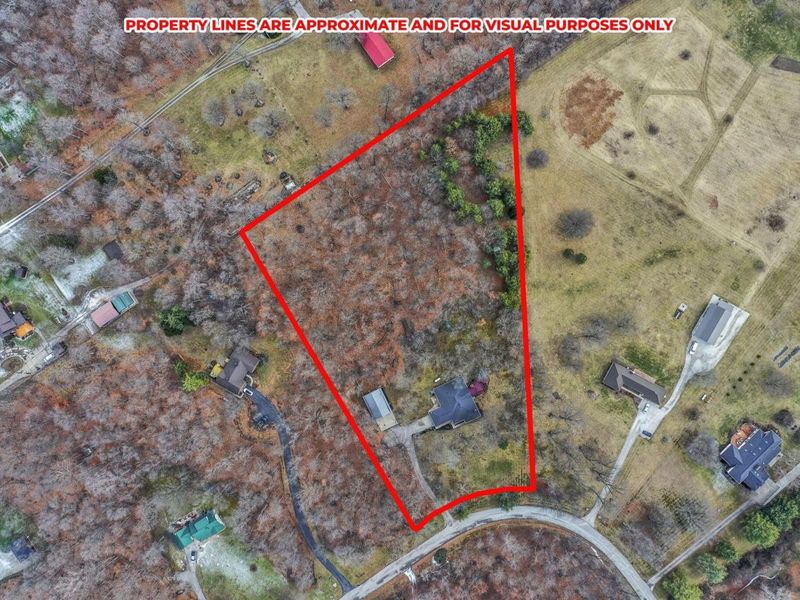 6781 Thoreau Lane NE, Baltimore, OH 43105 Photo 3