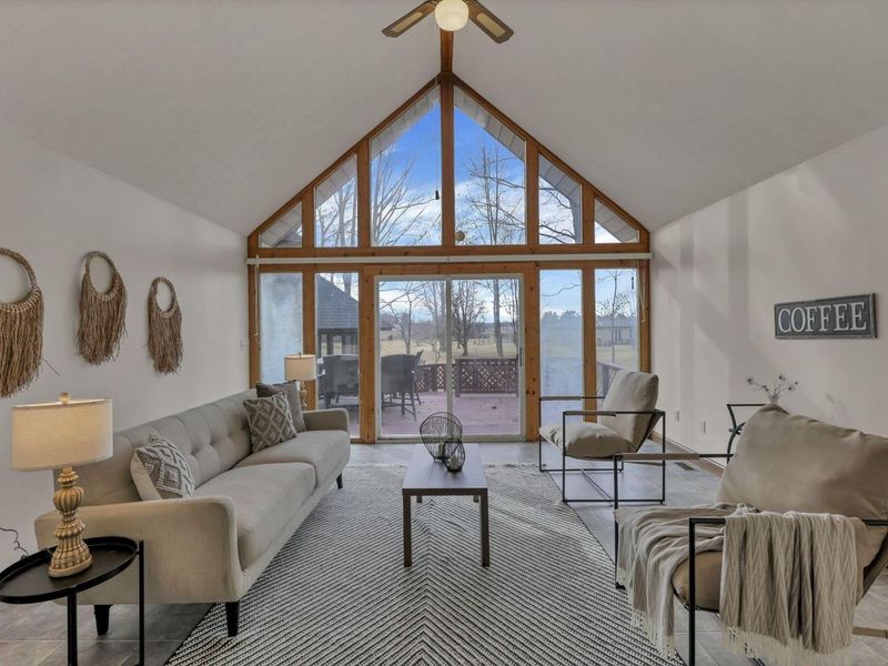 6781 Thoreau Lane NE, Baltimore, OH 43105 Photo 30