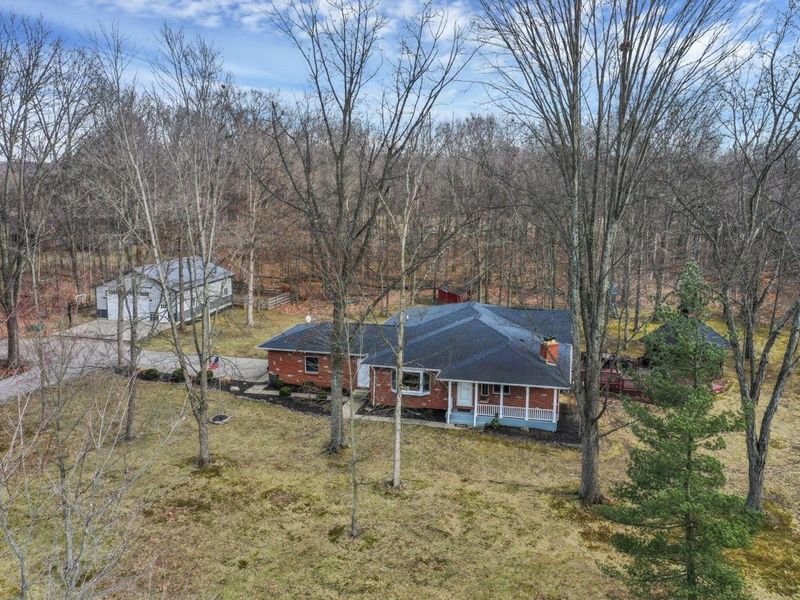 6781 Thoreau Lane NE, Baltimore, OH 43105 Photo 4