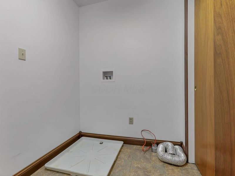 6781 Thoreau Lane NE, Baltimore, OH 43105 Photo 44