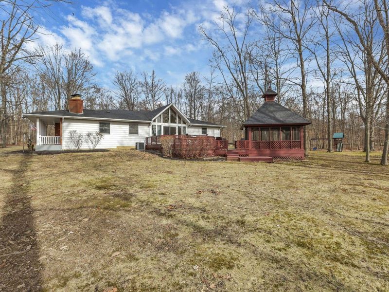 6781 Thoreau Lane NE, Baltimore, OH 43105 Photo 56