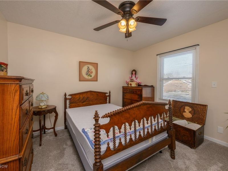 570 E Turkeyfoot Lake Road, Akron, OH 44319 Photo 20