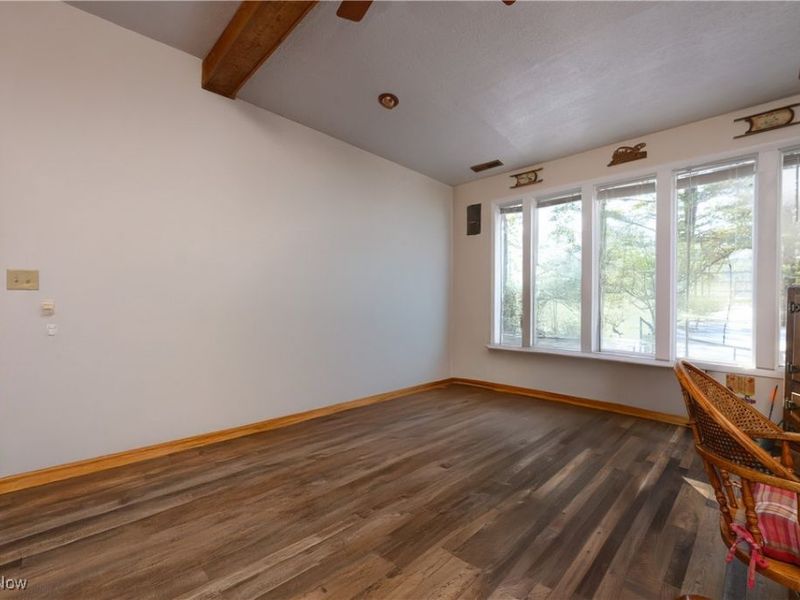 570 E Turkeyfoot Lake Road, Akron, OH 44319 Photo 38