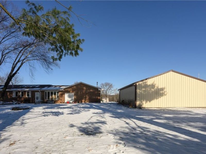 570 E Turkeyfoot Lake Road, Akron, OH 44319 Photo 9