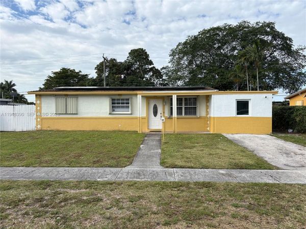 330 N 69th Way , Hollywood, FL 33024