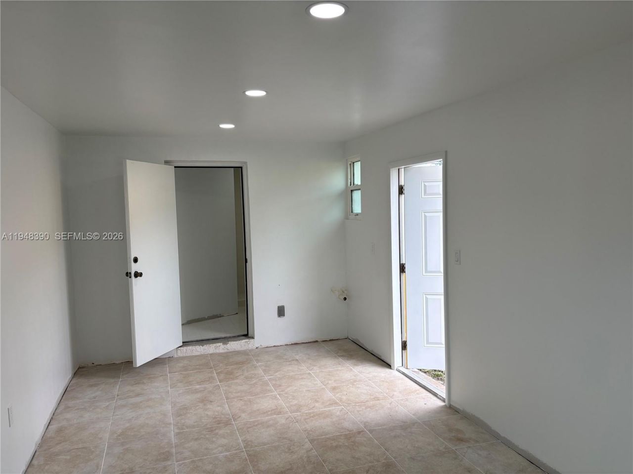 330 N 69th Way, Hollywood, FL 33024 Photo