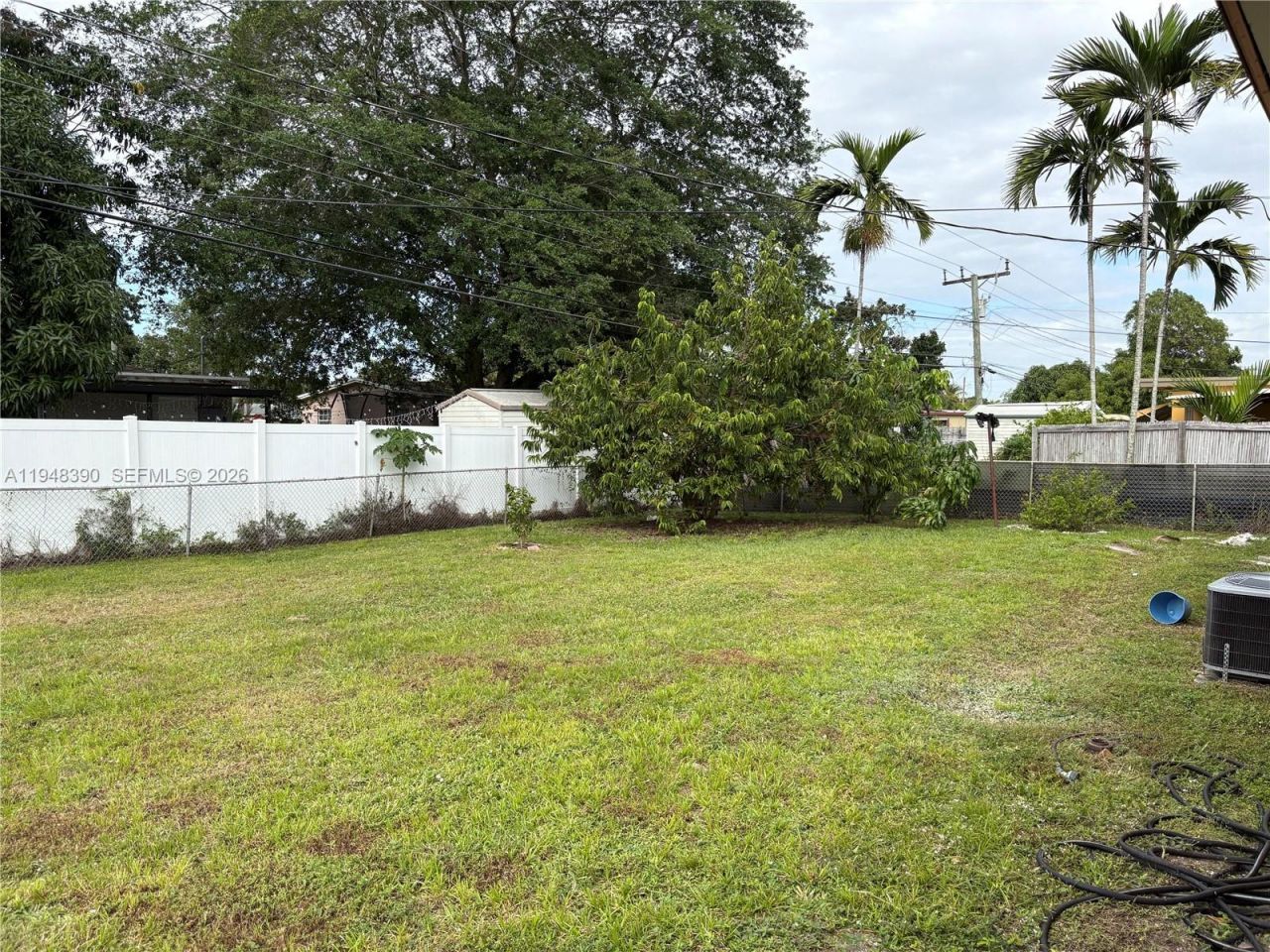 330 N 69th Way, Hollywood, FL 33024 Photo